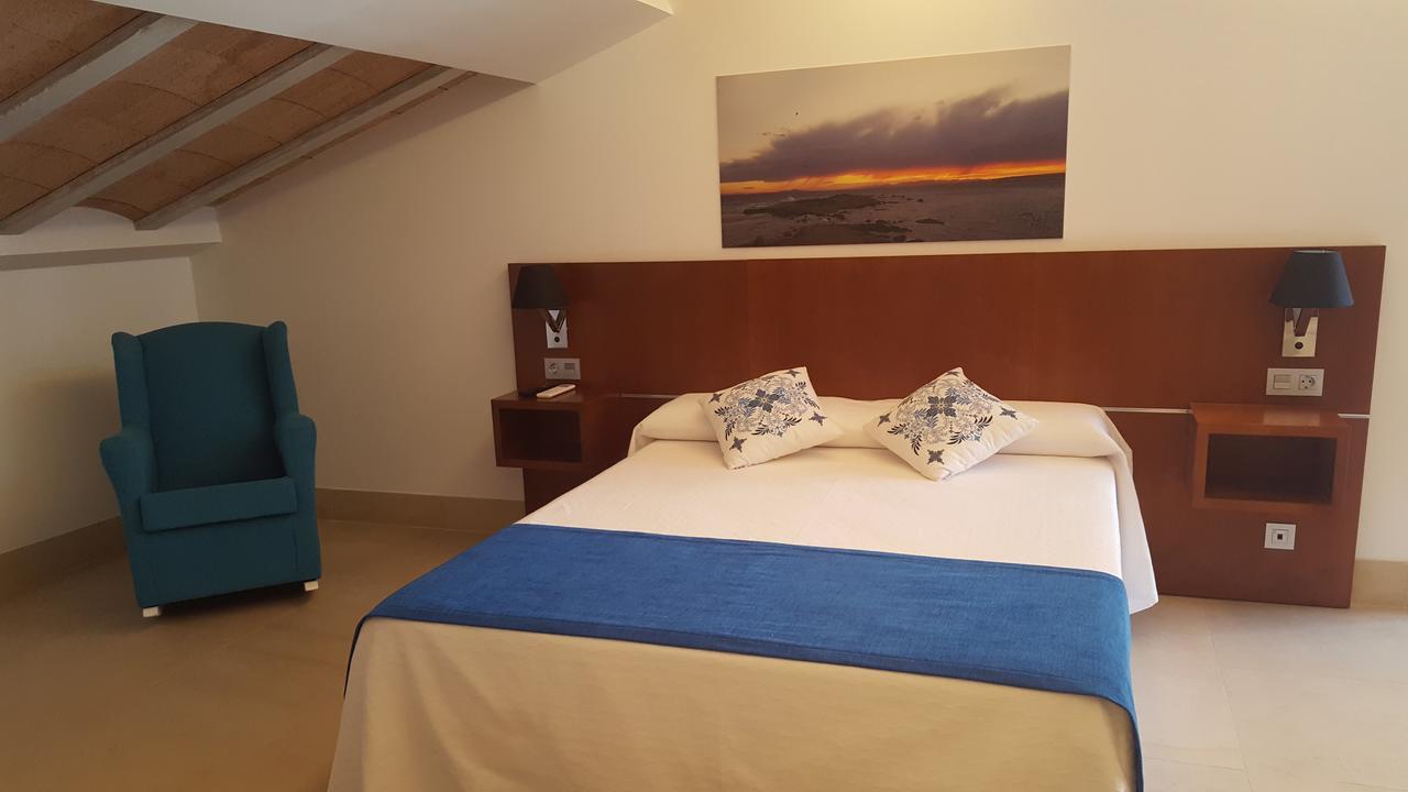 Hotel Isla Plana タバルカ島 エクステリア 写真